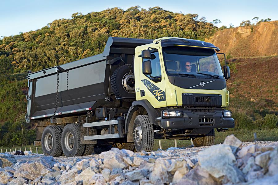  Volvo VM 330 6x4 Tipper 2014 года  (фото 1 из 19)